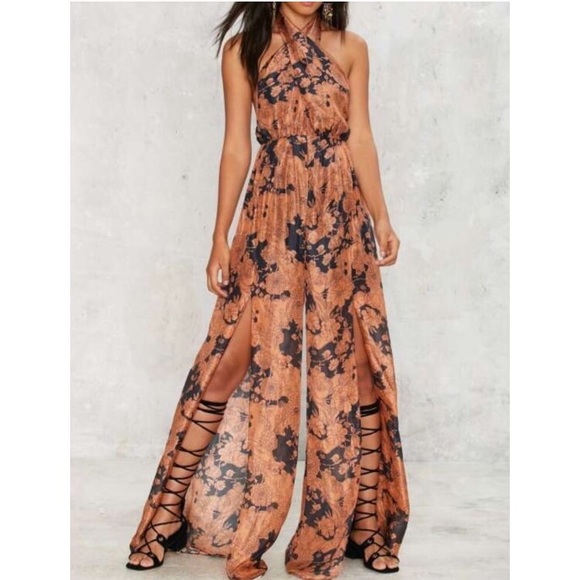 Nasty Gal Pants - Nasty Gal summer nights flowing jumpsuit Nasty Gal Pants - Nasty Gal summer nights flowing jumpsuit